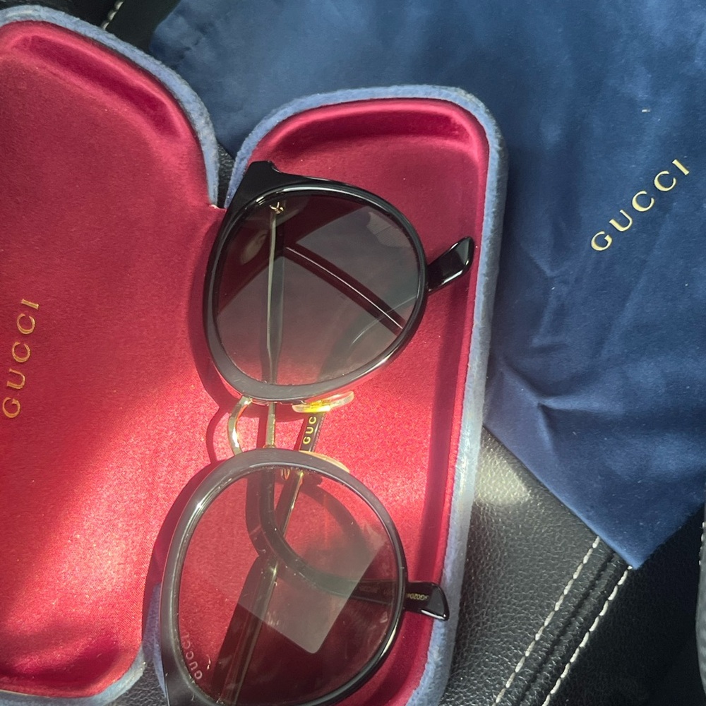 Gucci round sunglasses